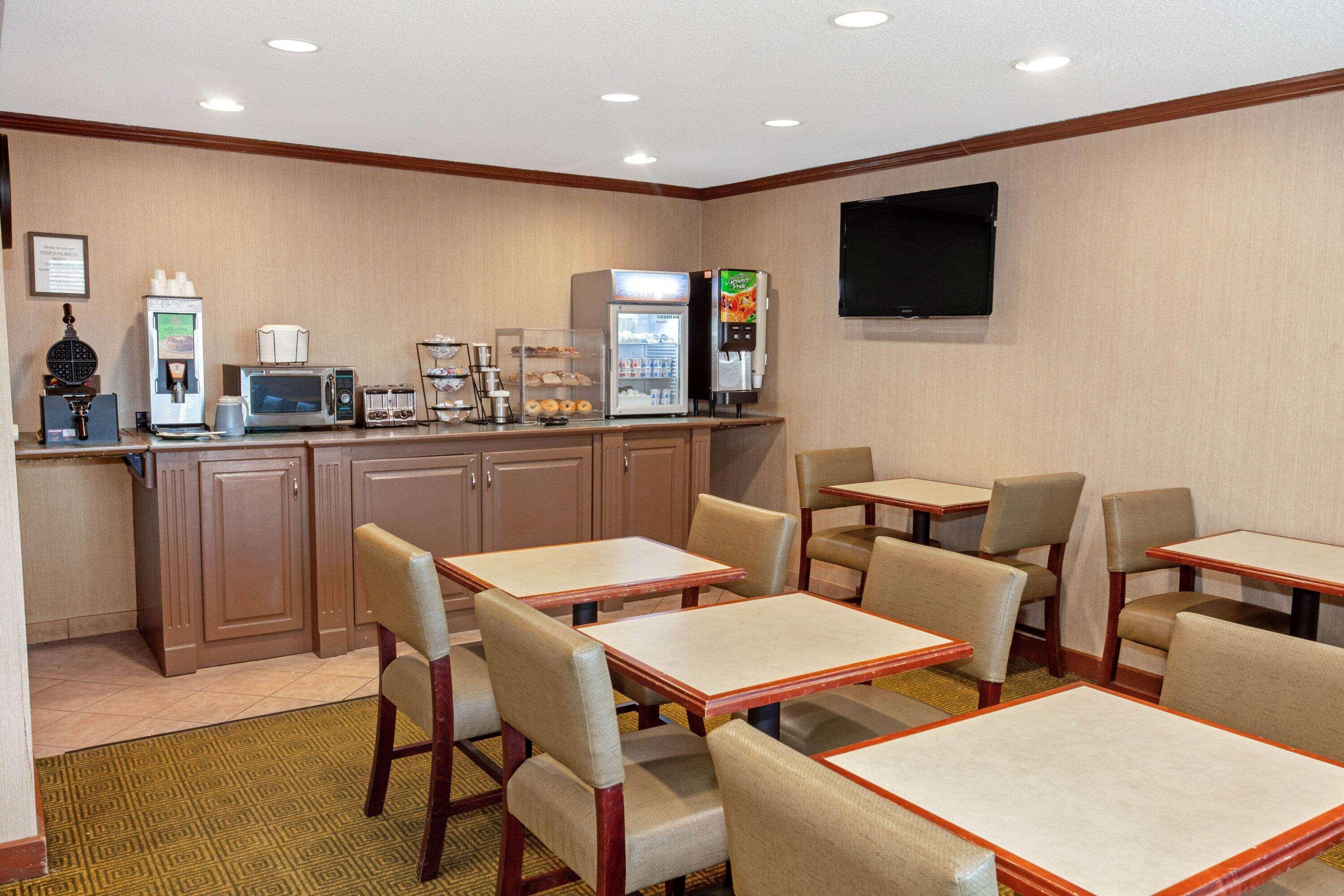 La Quinta By Wyndham Stevens Point Otel Dış mekan fotoğraf
